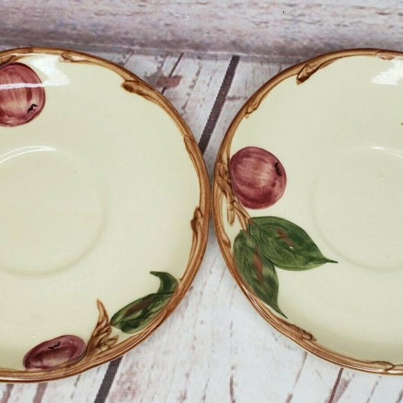 2 Hand-Decorated Saucers Made In California By Franciscan - Picture 6 of 6